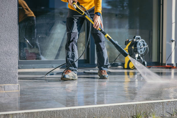 Pressure Washing Contractors in Highland Park, IL