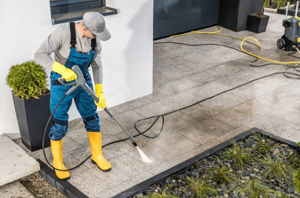 Why Choose Our Certified Pressure Washing Experts for Your Project Needs in Highland Park, IL?